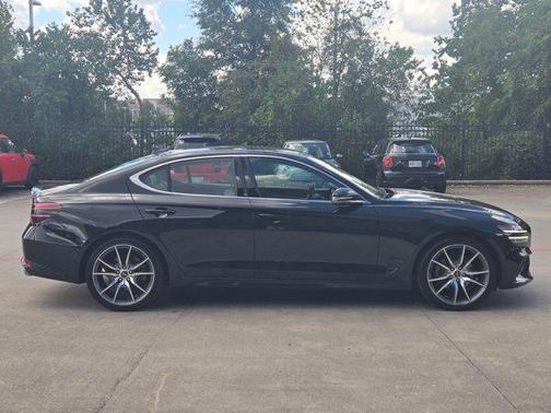 2023 Genesis G70 2.0T RWD