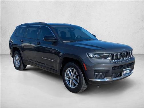 2022 Jeep Grand Cherokee L Laredo