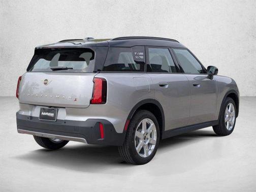 Melting Silver III Metallic 2025 MINI Countryman Cooper S ALL4