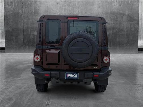 2024 INEOS Grenadier AWD