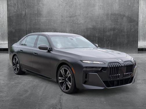 2023 BMW 760 i xDrive