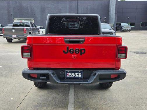 Firecracker Red Clearcoat 2023 Jeep Gladiator Sport S
