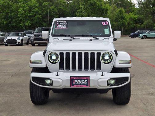 Bright White Clearcoat 2023 Jeep Wrangler 4-Door High Altitude 4x4