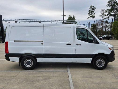2019 Mercedes-Benz Sprinter 2500 Standard Roof