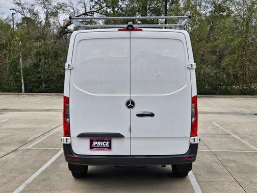 2019 Mercedes-Benz Sprinter 2500 Standard Roof