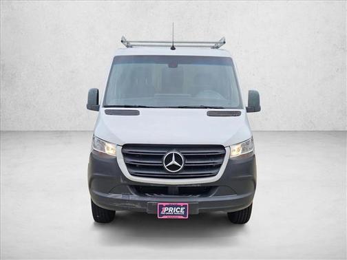 2019 Mercedes-Benz Sprinter 2500 Standard Roof