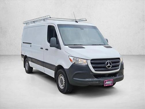 2019 Mercedes-Benz Sprinter 2500 Standard Roof