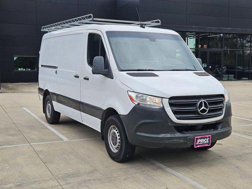 2019 Mercedes-Benz Sprinter 2500 Standard Roof