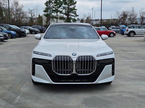 2023 BMW 760 i xDrive