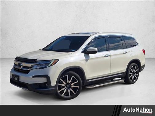 2019 Honda Pilot Touring 8-Passenger