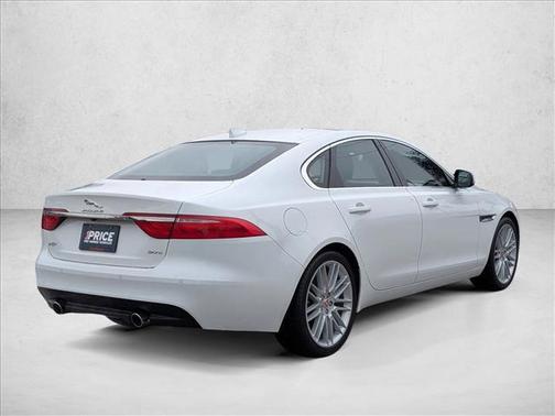 2019 Jaguar XF 30t Prestige