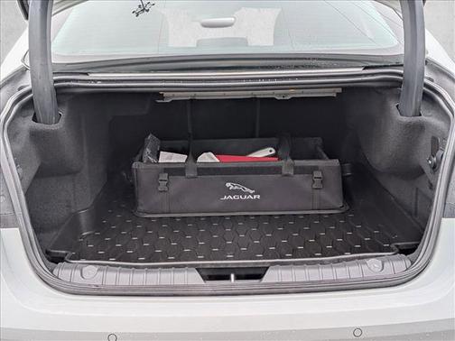 2019 Jaguar XF 30t Prestige