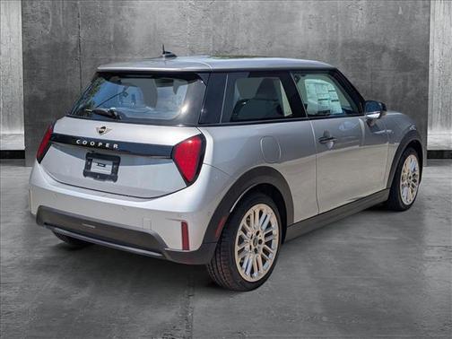 2025 MINI Hardtop Cooper