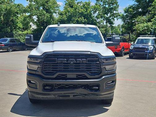 Bright White Clearcoat 2025 RAM 2500 Tradesman Crew Cab 4x4 8' Box