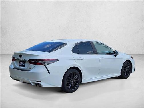 Super White 2021 Toyota Camry SE