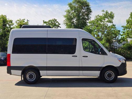 2024 Mercedes-Benz Sprinter 2500 Standard Roof
