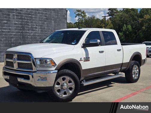 2018 RAM 2500 Laramie Crew Cab 4x4 6'4' Box