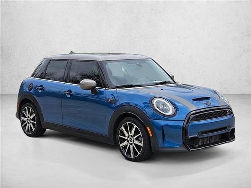 2023 MINI Hardtop Cooper S