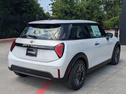 2025 MINI Hardtop Cooper