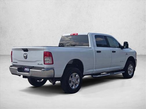 2024 RAM 2500 Big Horn Crew Cab 4x4 6'4' Box