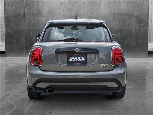 2022 MINI Hardtop Cooper