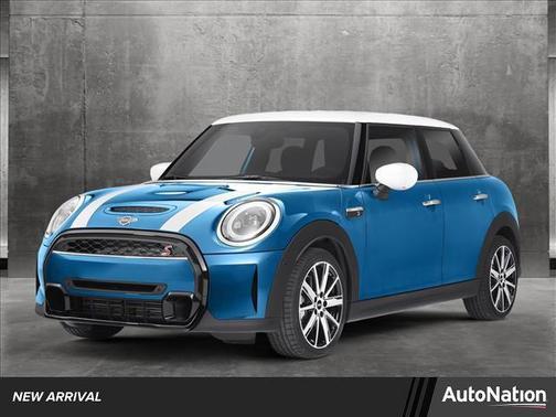 2022 MINI Hardtop Cooper