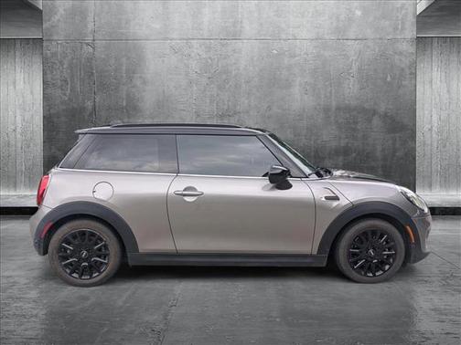 2021 MINI Hardtop Cooper