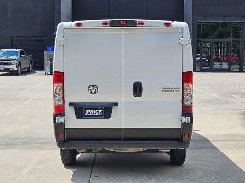 Bright White Clearcoat 2025 RAM ProMaster 2500 Tradesman