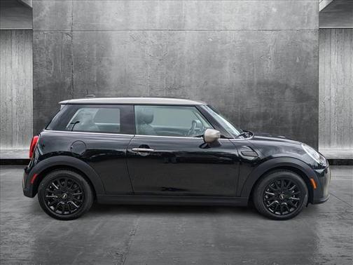 2024 MINI Hardtop Cooper
