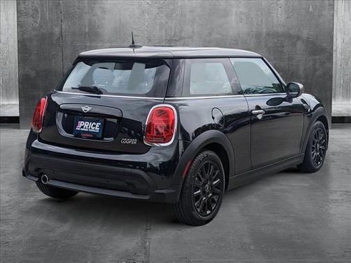 2024 MINI Hardtop Cooper