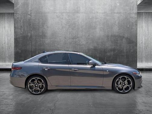 2022 Alfa Romeo Giulia Ti