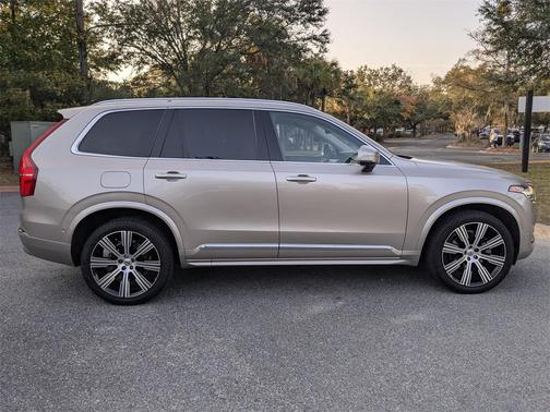 2023 Volvo XC90 B6 Ultimate 6-Seater