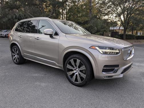 2023 Volvo XC90 B6 Ultimate 6-Seater