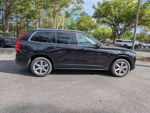 2023 Volvo XC90 B5 Core