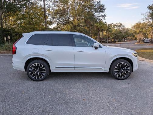 2026 Volvo XC90 B6 Ultra 7-Seater