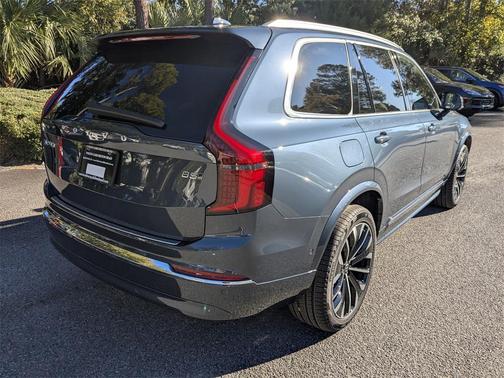 2026 Volvo XC90 B5 Plus 7-Seater
