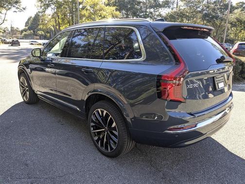 2026 Volvo XC90 B5 Plus 7-Seater