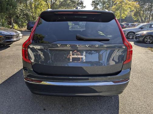 2024 Volvo XC90 B5 Plus Bright Theme