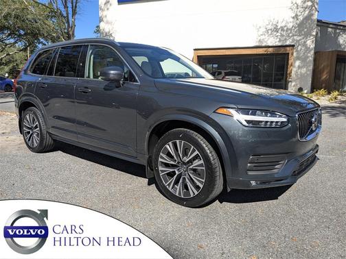 2022 Volvo XC90 T5 Momentum
