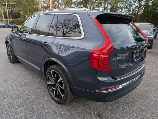 2023 Volvo XC90 B6 Plus 7-Seater
