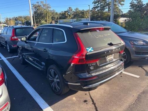 2023 Volvo XC60 B5 Plus Bright Theme