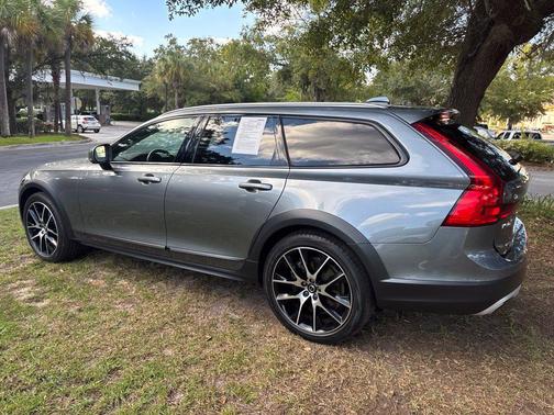 Gray 2020 Volvo V90 Cross Country T6
