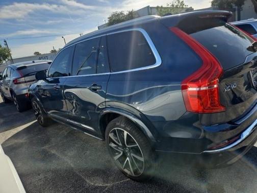2024 Volvo XC90 B6 Plus Bright Theme 7-Seater