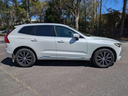2021 Volvo XC60 T5 Inscription