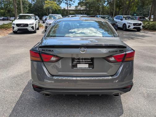 2022 Nissan Altima SR FWD
