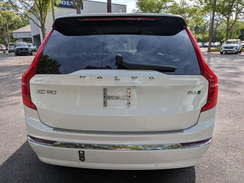 2023 Volvo XC90 B6 Plus 7-Seater