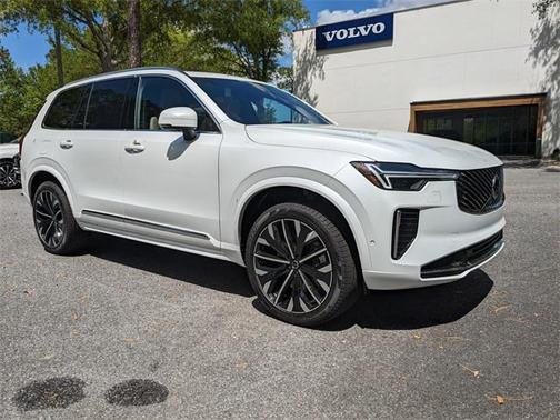 2025 Volvo XC90 Plug-In Hybrid T8 Plus 7-Seater