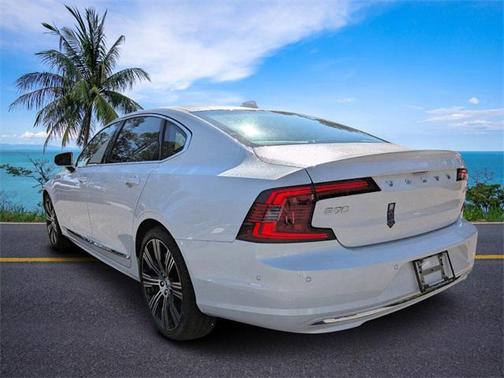 2024 Volvo S90 B6 Ultimate