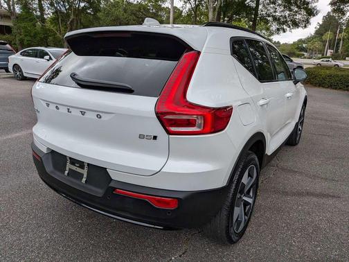 Crystal White 2026 Volvo XC40 Plus, B5 AWD Gas (mild hybrid), Dark
