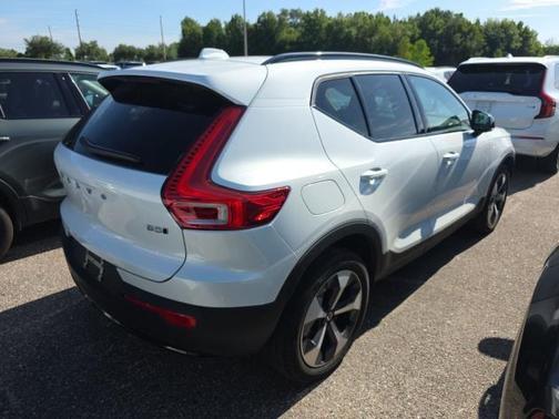 Crystal White 2026 Volvo XC40 B5 Plus